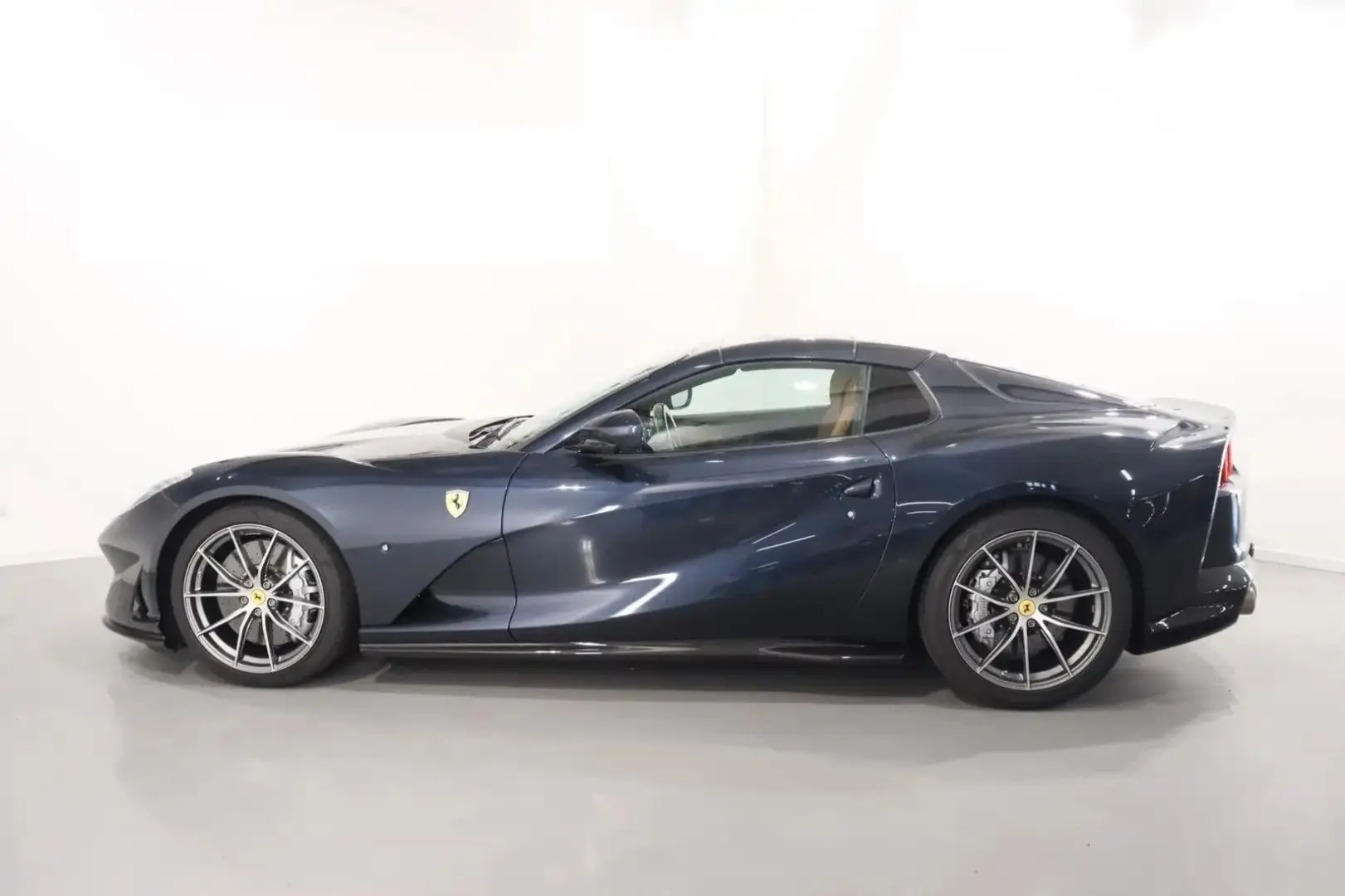 812 GTS V12