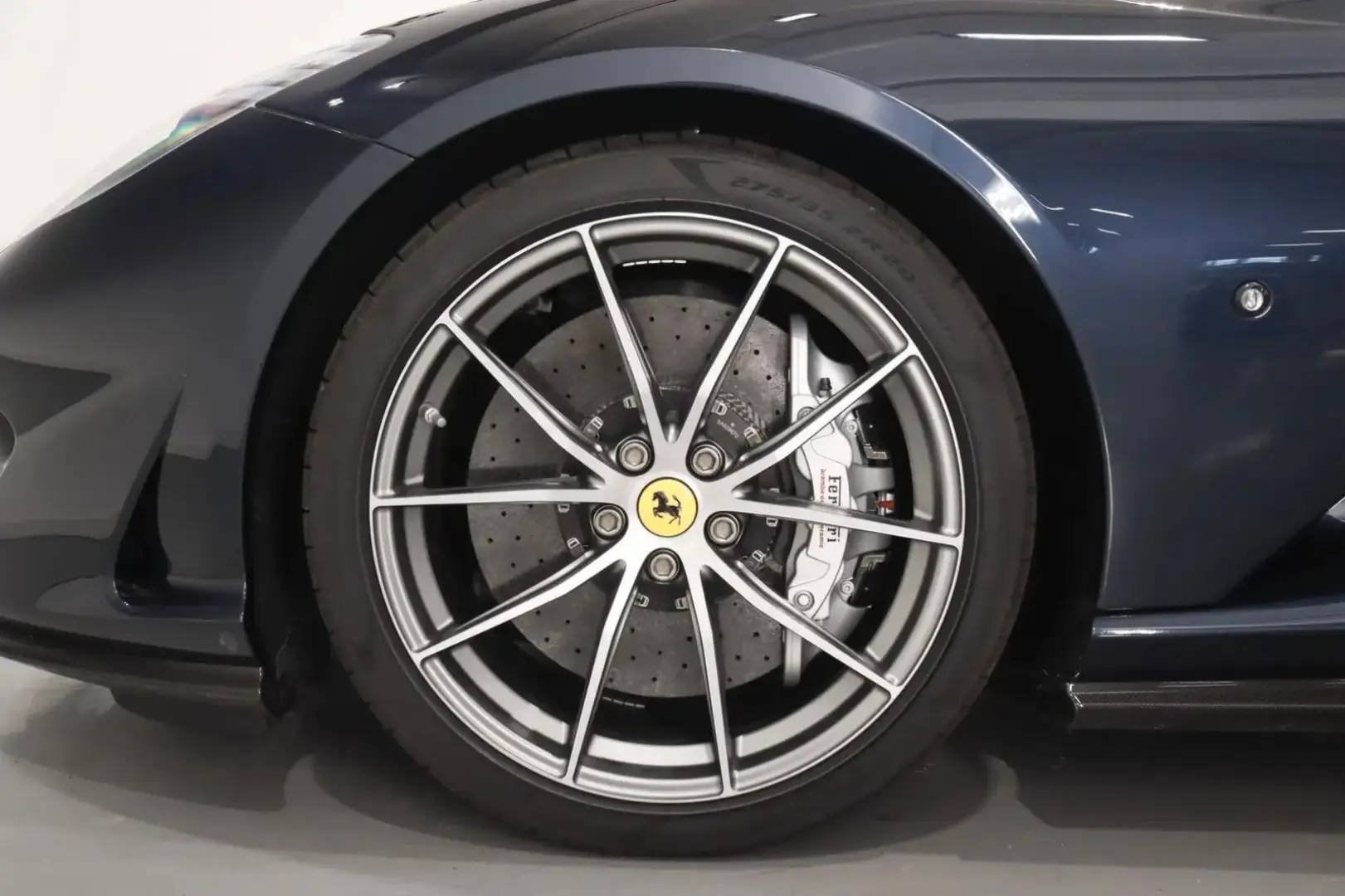 812 GTS V12