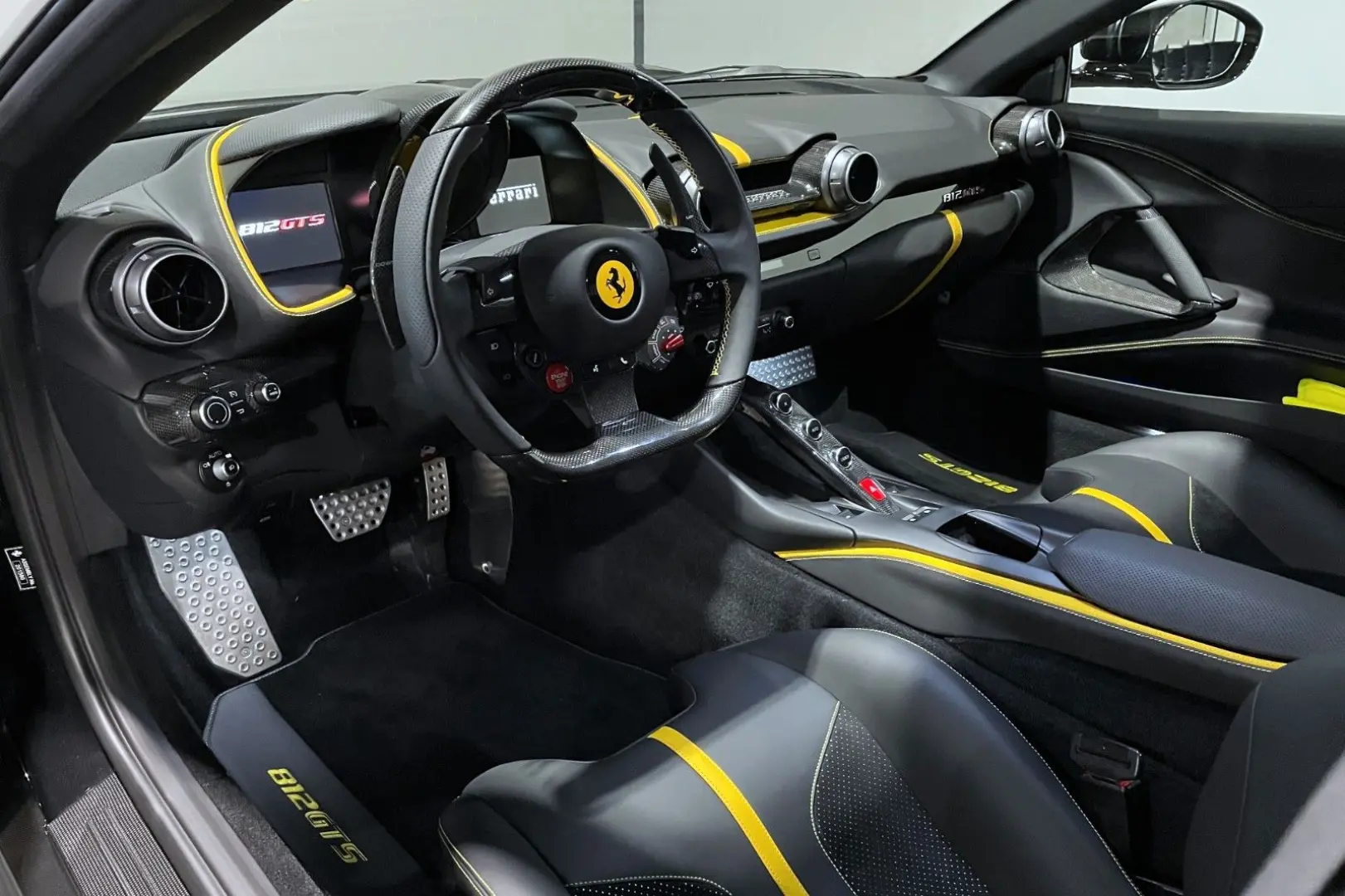 812 GTS - FULL CARBON