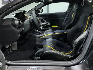812 GTS - FULL CARBON