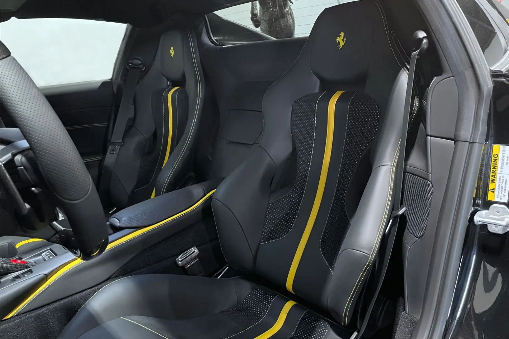 812 GTS - FULL CARBON