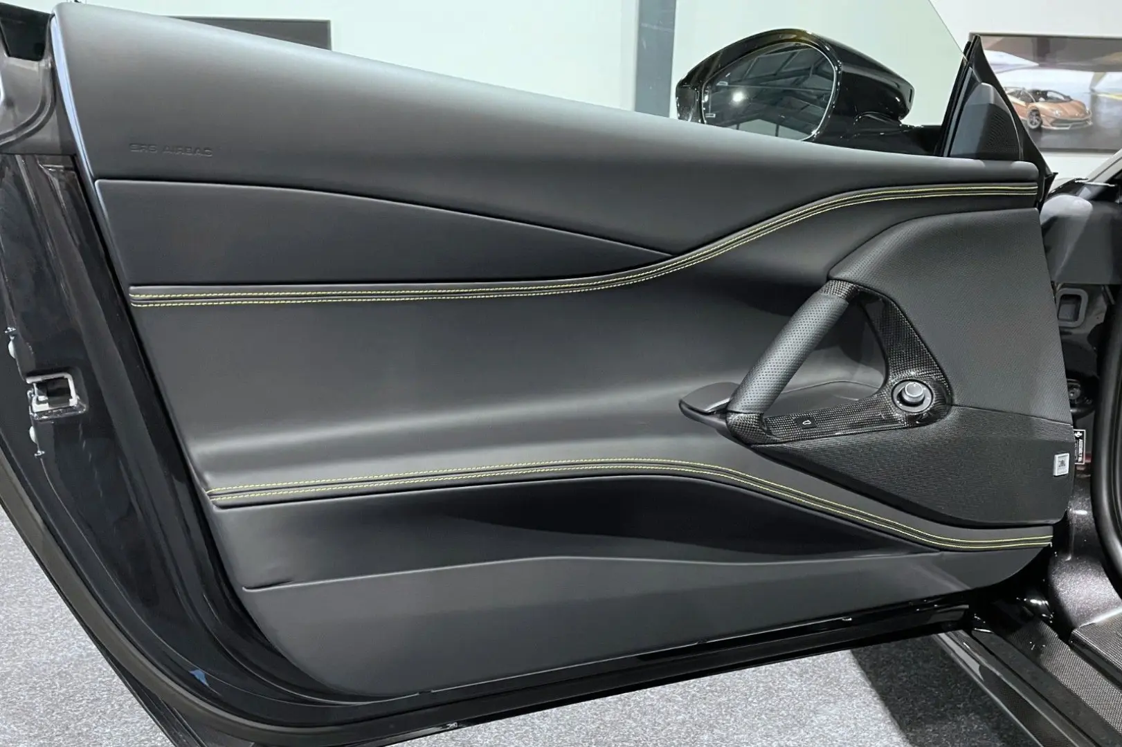 812 GTS - FULL CARBON