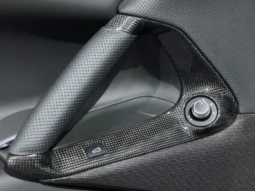 812 GTS - FULL CARBON