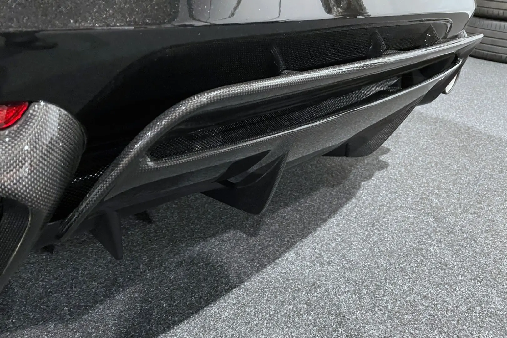 812 GTS - FULL CARBON