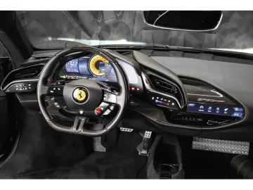 SF90 Spider V8 - FULL CARBON