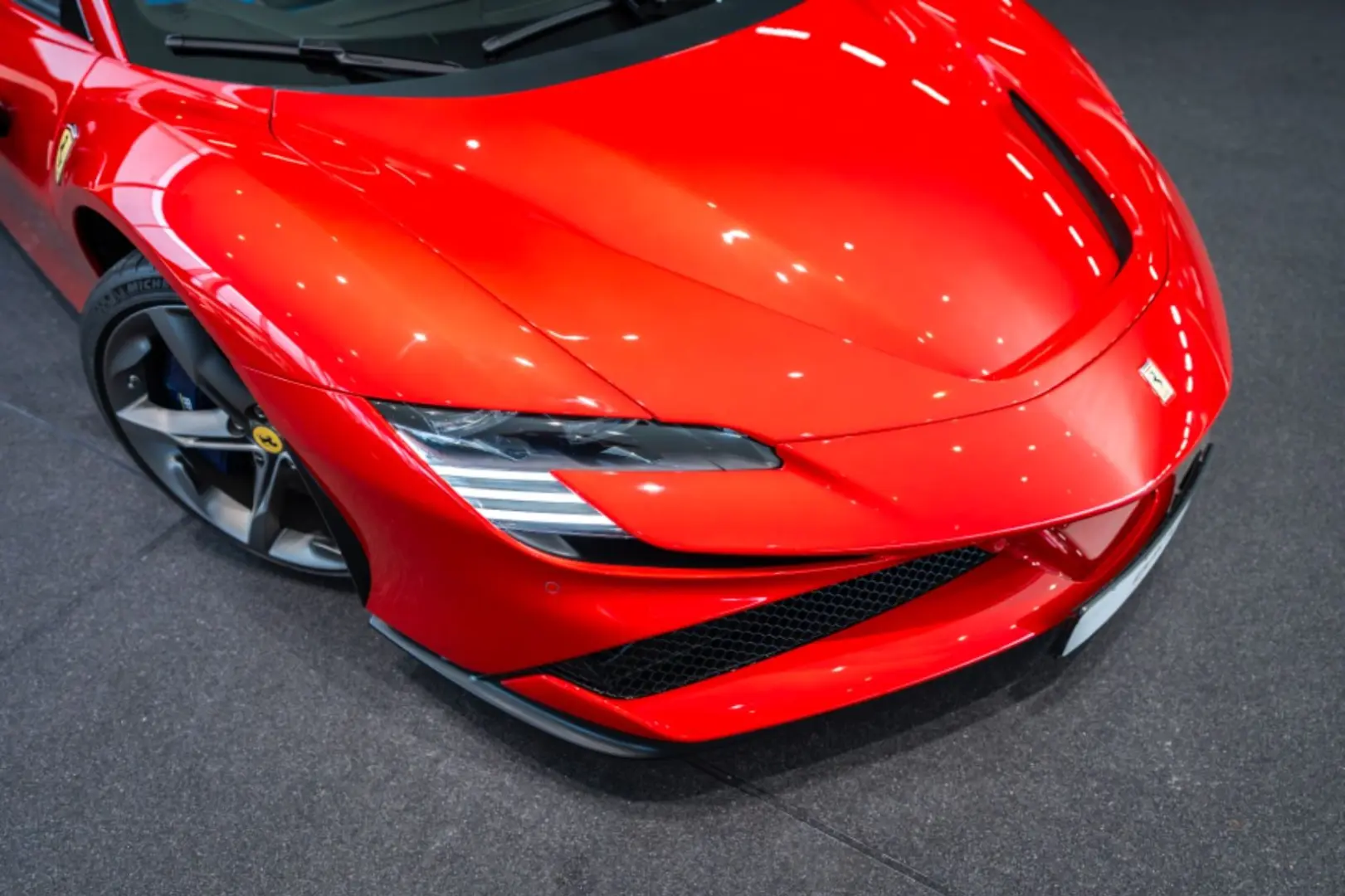 SF90 Spider*Tailor Made*Passenger*Lift*LED*
