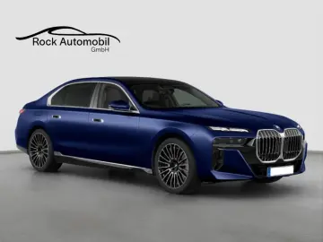 740 d xDrive M Sport B&W NP 189t € *Regierungsfa