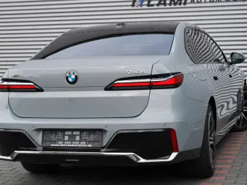 740d xDrive M Sport