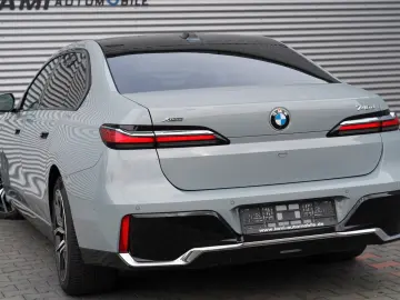 740d xDrive M Sport