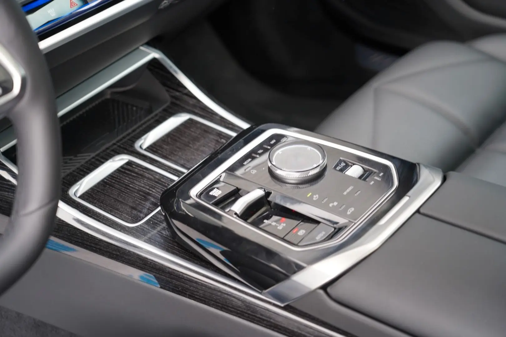 740d xDrive M Sport