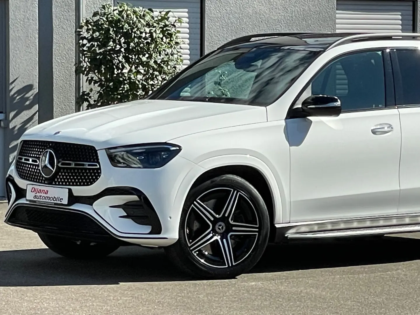 GLE 350 de 4M AMG Night Advanced Pano AHK wieNEU