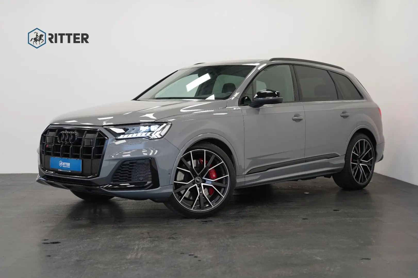 SQ7 V8 Competition plus*PANO*MatrixLED*Valcona*