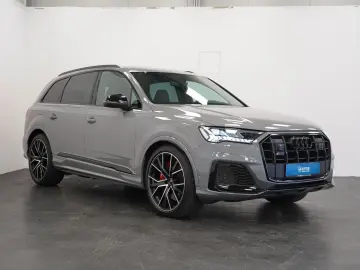 SQ7 V8 Competition plus*PANO*MatrixLED*Valcona*