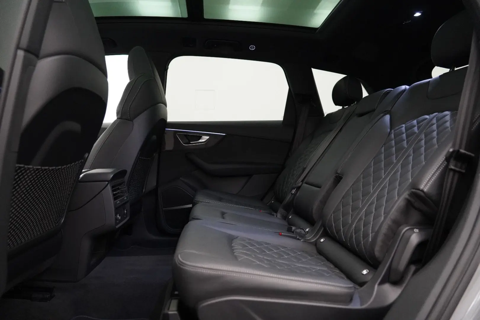 SQ7 V8 Competition plus*PANO*MatrixLED*Valcona*