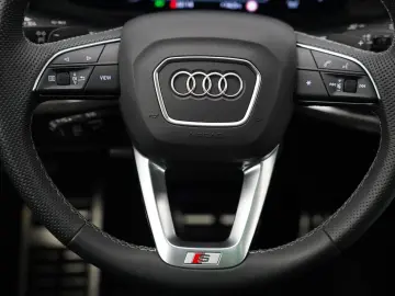 SQ7 V8 Competition plus*PANO*MatrixLED*Valcona*