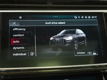 SQ7 V8 Competition plus*PANO*MatrixLED*Valcona*