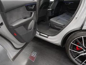 SQ7 V8 Competition plus*PANO*MatrixLED*Valcona*