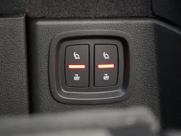 SQ7 V8 Competition plus*PANO*MatrixLED*Valcona*