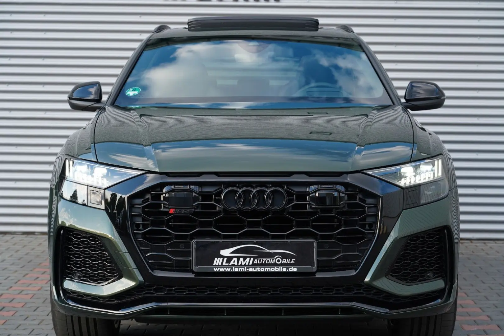 RSQ8 4.0TFSI quattro INDIVIDUAL DYNAMIK+ PANO