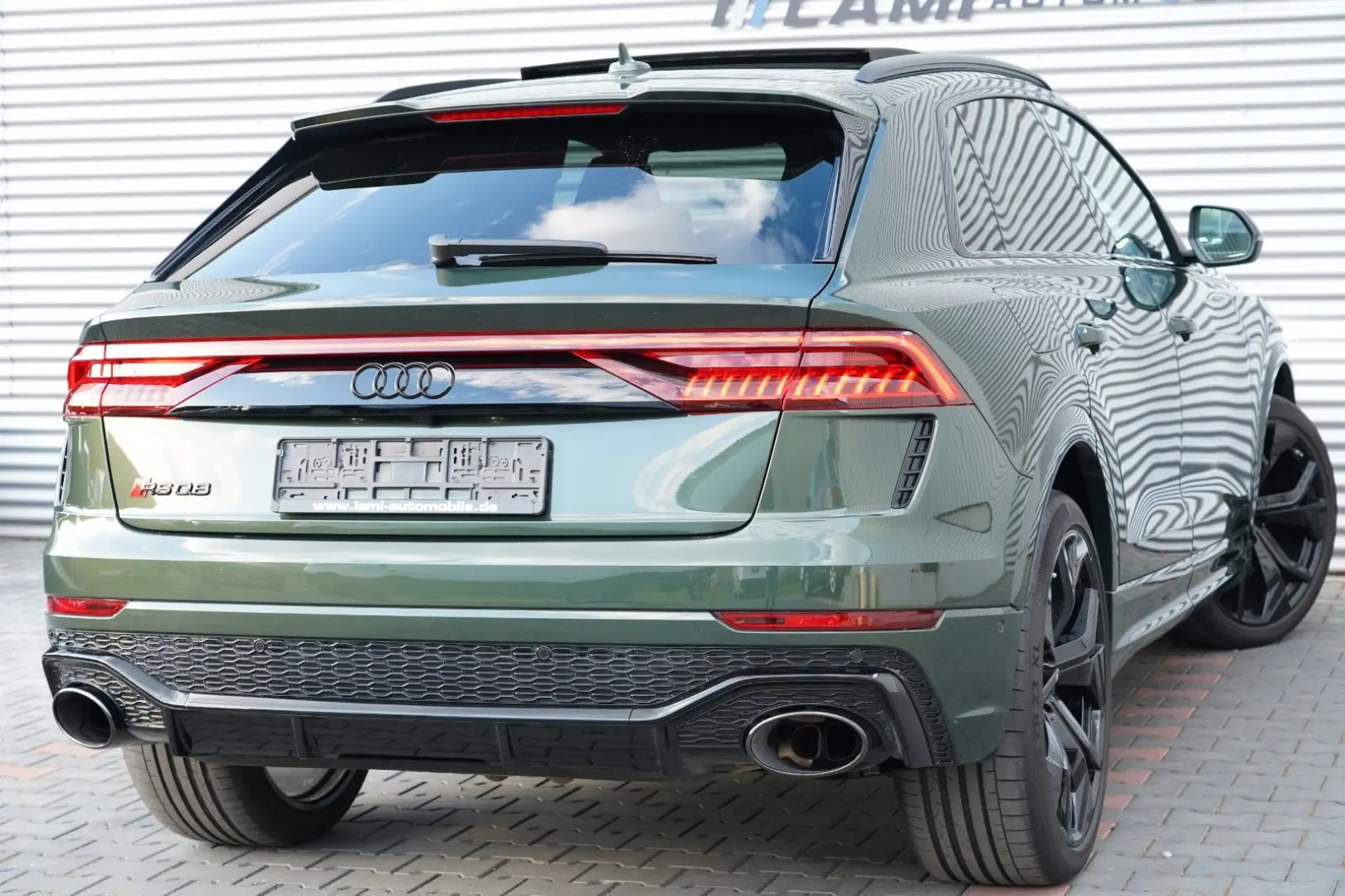 RSQ8 4.0TFSI quattro INDIVIDUAL DYNAMIK+ PANO