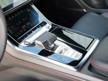 RSQ8 4.0TFSI quattro INDIVIDUAL DYNAMIK+ PANO