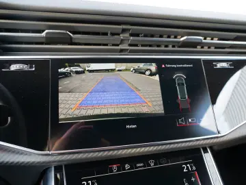 RSQ8 4.0TFSI quattro INDIVIDUAL DYNAMIK+ PANO