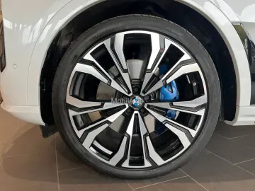 X7 xDrive40d M Sportpaket Sport Aut. Standhzg.