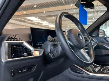 X7 xDrive40d M Sportpaket Sport Aut. Standhzg.