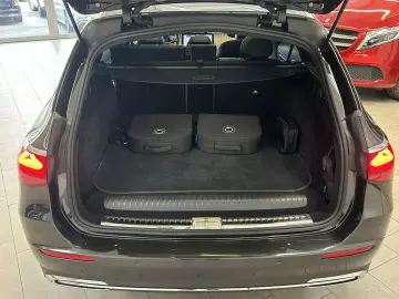 E 300e T AMG PANO+DISTR.+HUD+MEMORY+DIGITAL+AHK