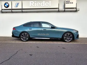 520i M Sportpaket*Komfortsitze*Pano*AHK*h/k*DA+*