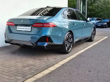 520i M Sportpaket*Komfortsitze*Pano*AHK*h/k*DA+*