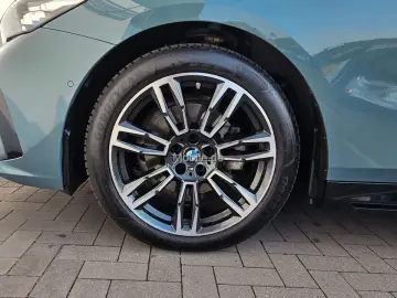 520i M Sportpaket*Komfortsitze*Pano*AHK*h/k*DA+*
