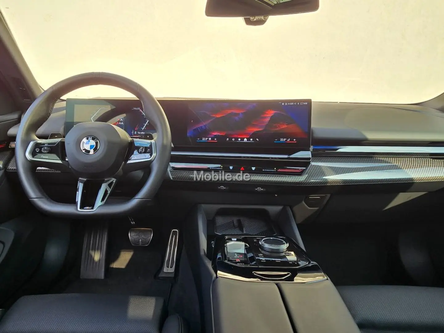 520i M Sportpaket*Komfortsitze*Pano*AHK*h/k*DA+*