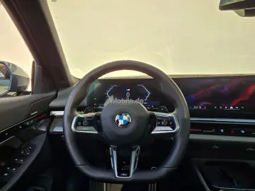 520i M Sportpaket*Komfortsitze*Pano*AHK*h/k*DA+*