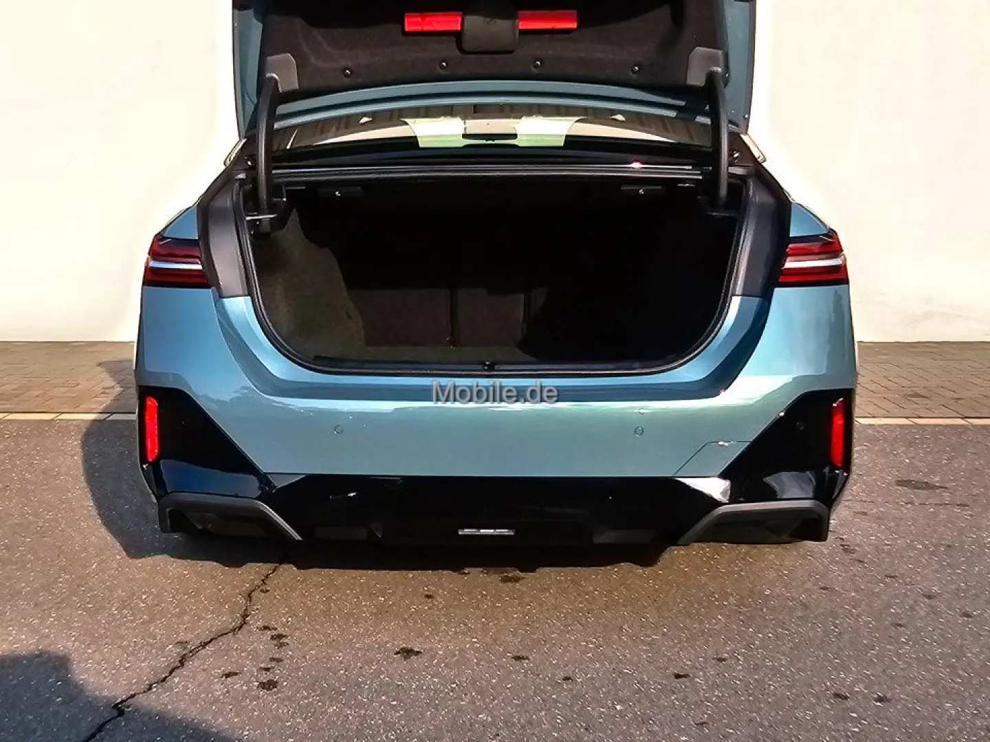 520i M Sportpaket*Komfortsitze*Pano*AHK*h/k*DA+*