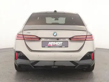 520d xDrive M Sport Pro Pano HUD HK ACC 360 21