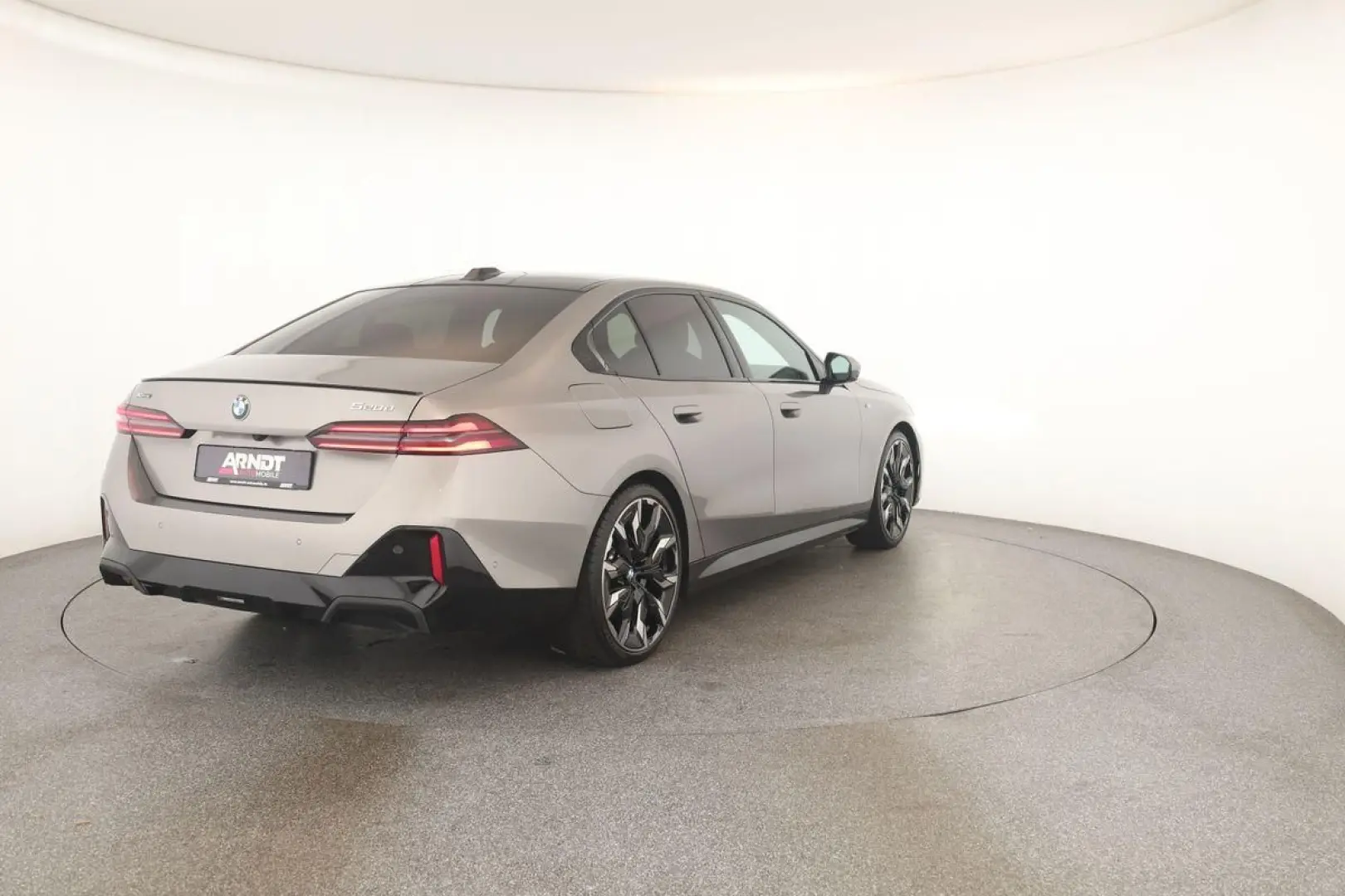 520d xDrive M Sport Pro Pano HUD HK ACC 360 21