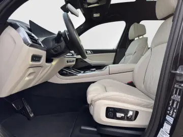 X7 xDrive40d M Sport Pro | Pano. Sky L. | AHK | 