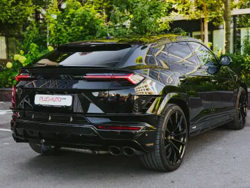 Lamborghini Urus S