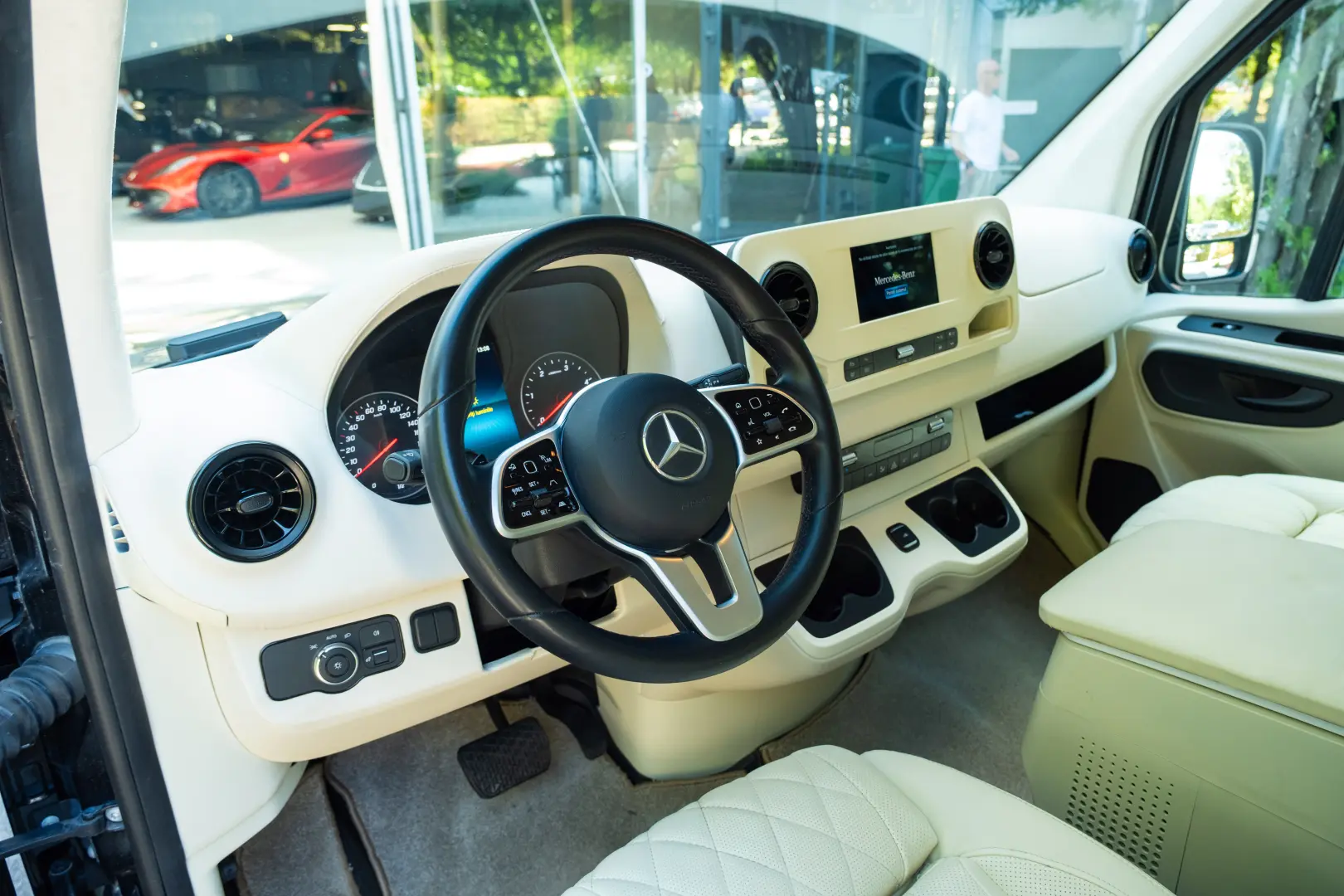Mercedes-Benz Sprinter VIP