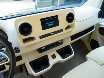 Mercedes-Benz Sprinter VIP