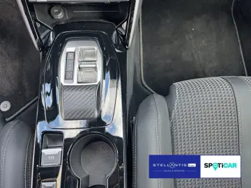 2008 GT PureTech 130 EAT8 Grip-Control-Paket