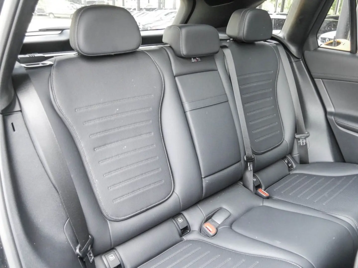 GLC 220d 4M AMG|LED|NAVI|PANO|AHK|KEYL|MEMORY