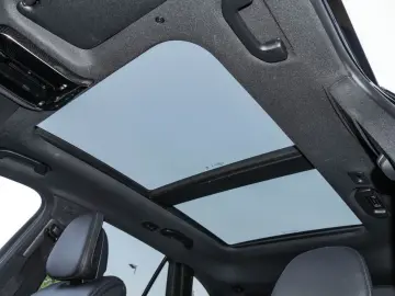 GLC 220d 4M AMG|LED|NAVI|PANO|AHK|KEYL|MEMORY