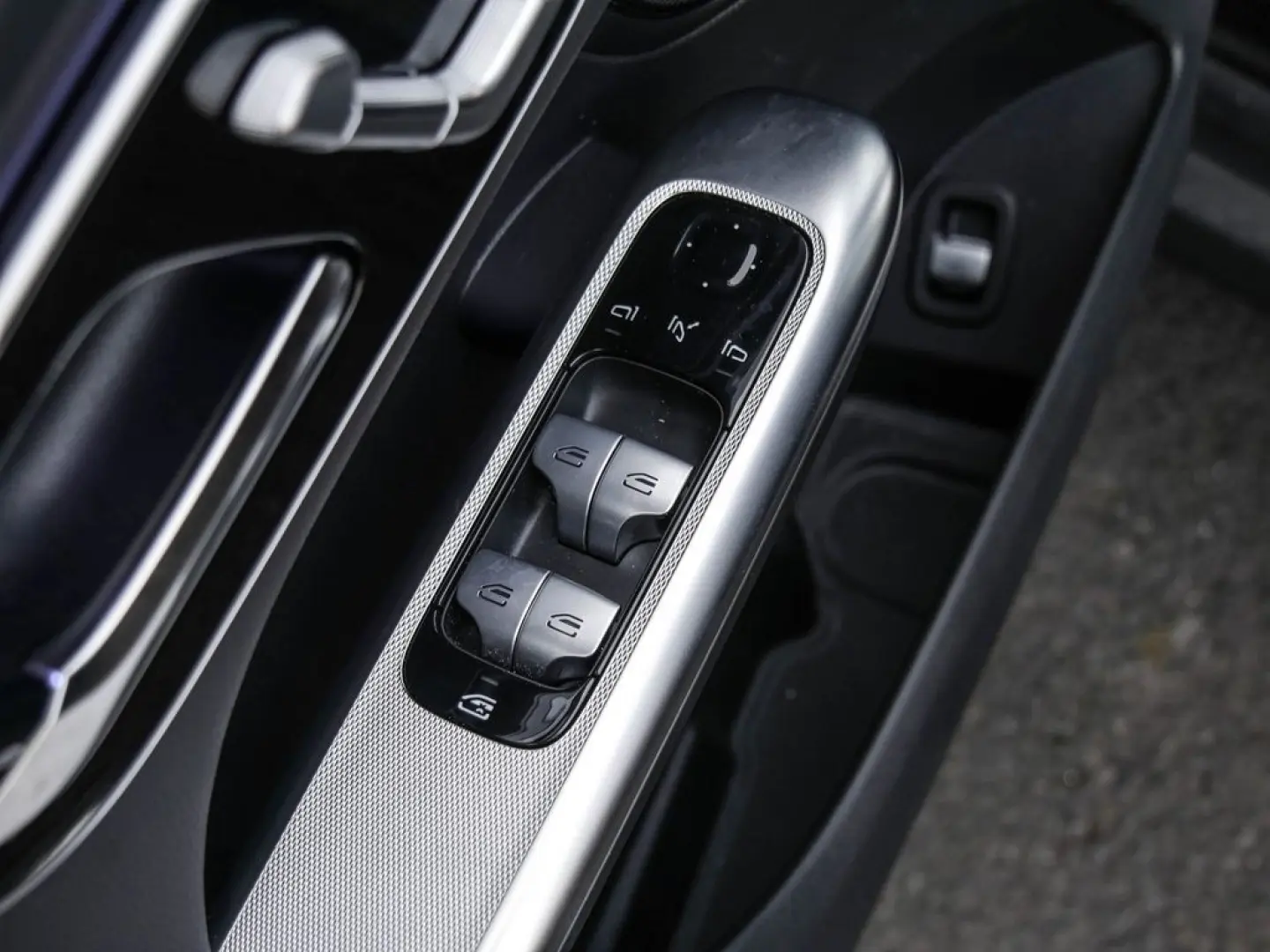 GLC 220d 4M AMG|LED|NAVI|PANO|AHK|KEYL|MEMORY