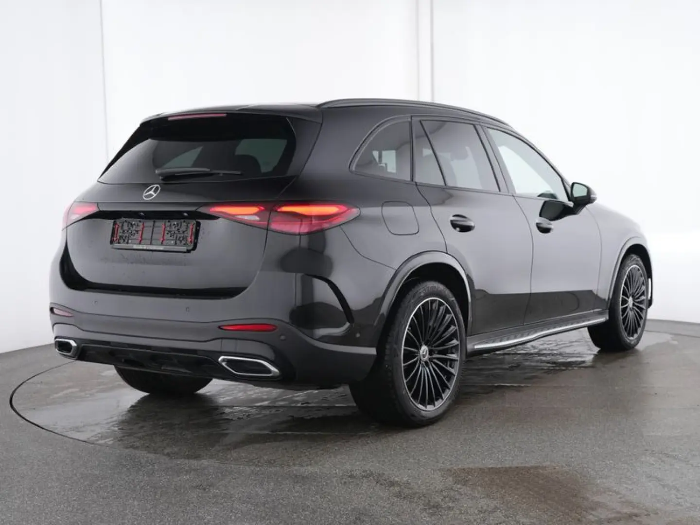 GLC 220 d 4M AMG-Sport/Pano/Burm/AHK/Night/20'