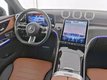 GLC 220 d 4M AMG-Sport/Pano/Burm/AHK/Night/20'