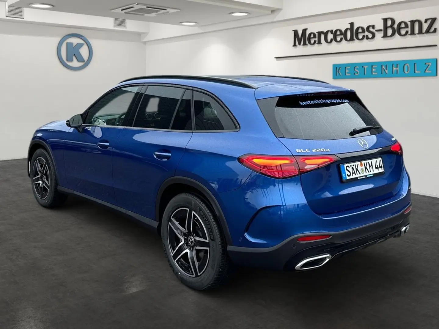GLC 220 d 4Matic AMG+AHK+PANO+EASY-PACK+DIST