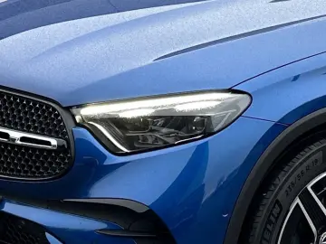 GLC 220 d 4Matic AMG+AHK+PANO+EASY-PACK+DIST