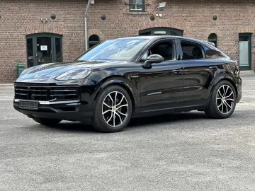 Cayenne E-Hybrid Coupe BOSE*21 EXCLUSIVE*SPORT-C